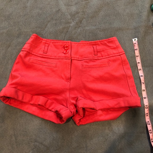 SOLD! Coral Shorts - Picture 2 of 3